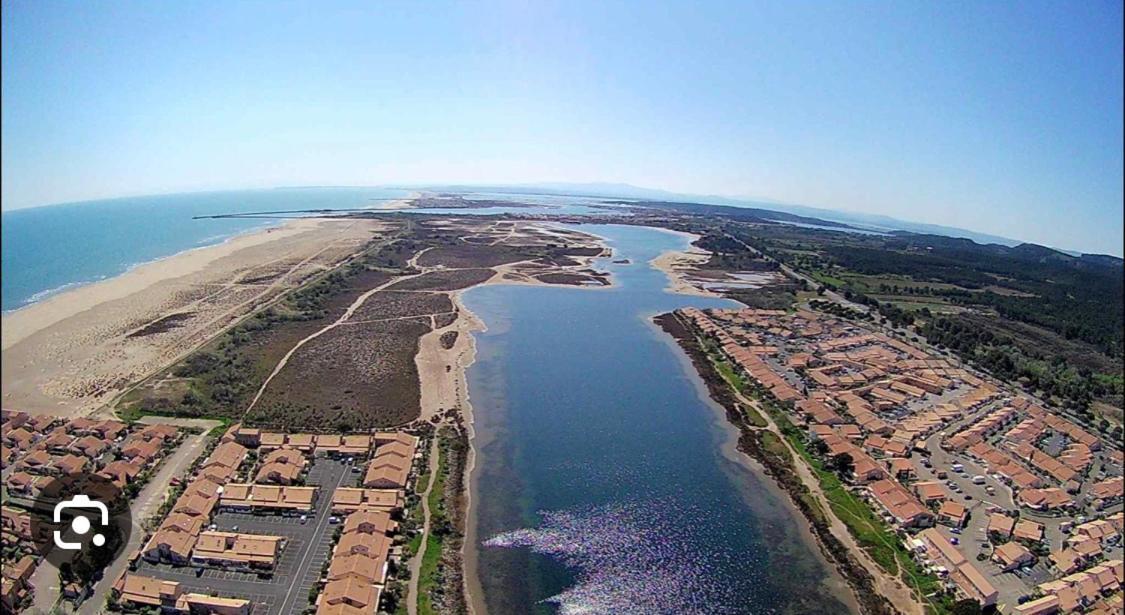 Pavillon 20m De La Des Ayguades Holiday home *